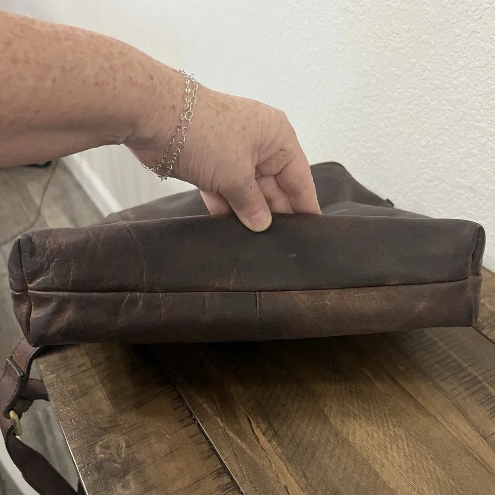 Handmade Crossbody Purse 100% Full Grain Brown Leather Rustic - Picture 11 of 12